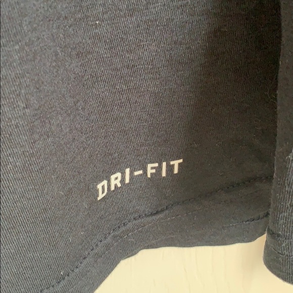 Nike Dri-Fit Long Sleeve Black T-Shirt Size - Picture 3 of 5